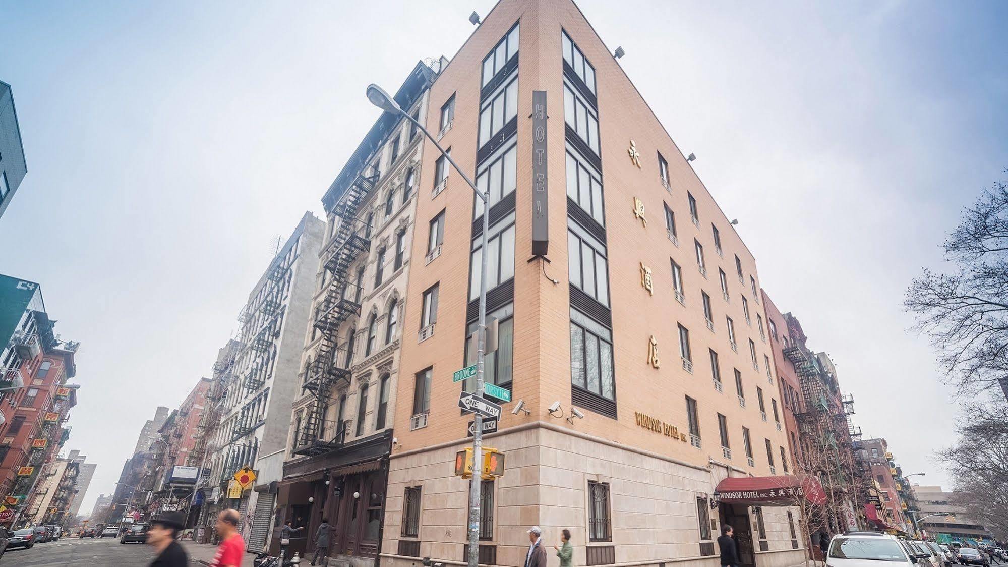 Windsor Hotel New York Exterior foto